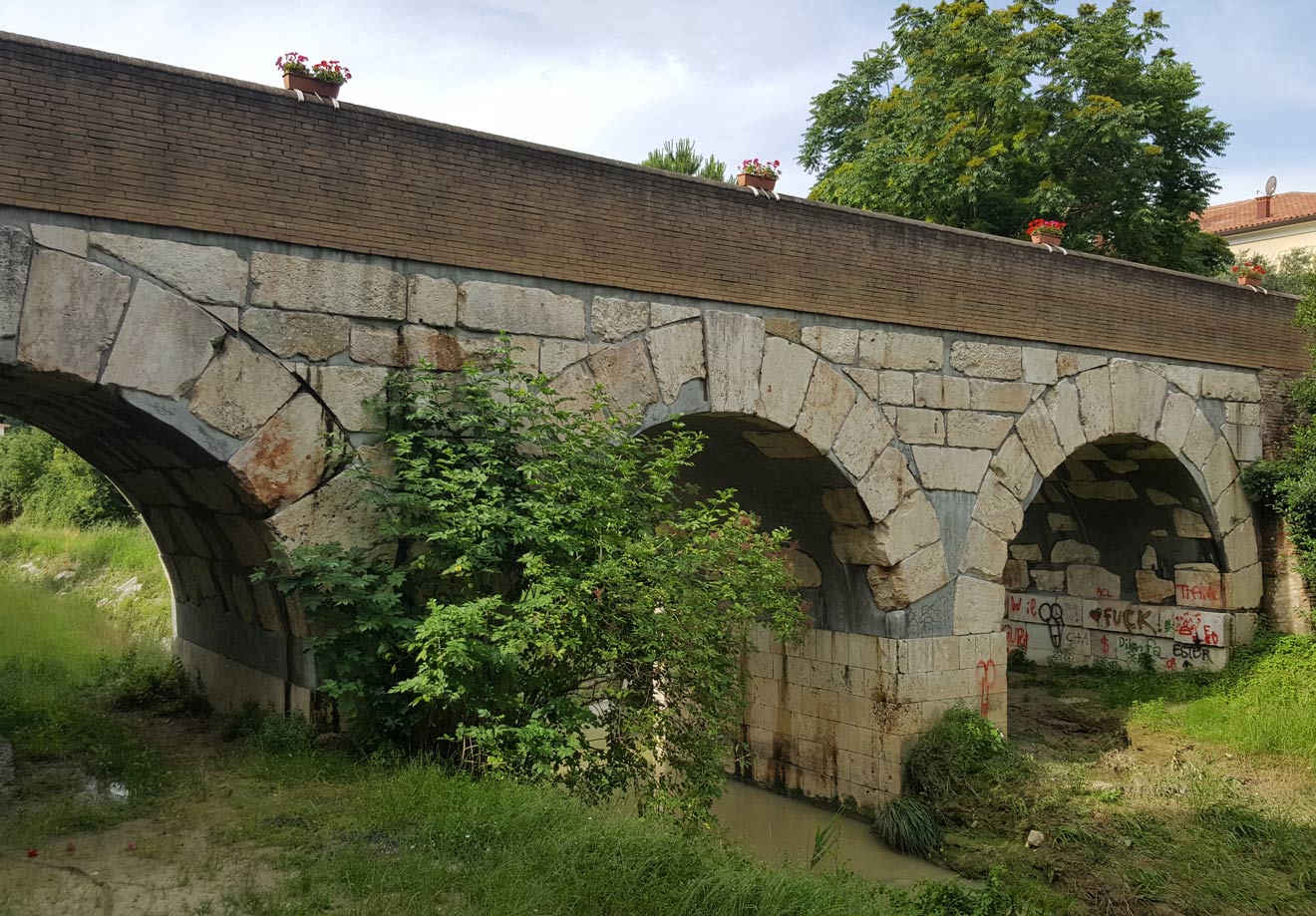 Ponte Romano sul Rubicone - Romagna Damare