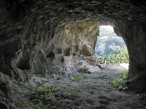 Grotta del re Tiberio  - Romagna Damare